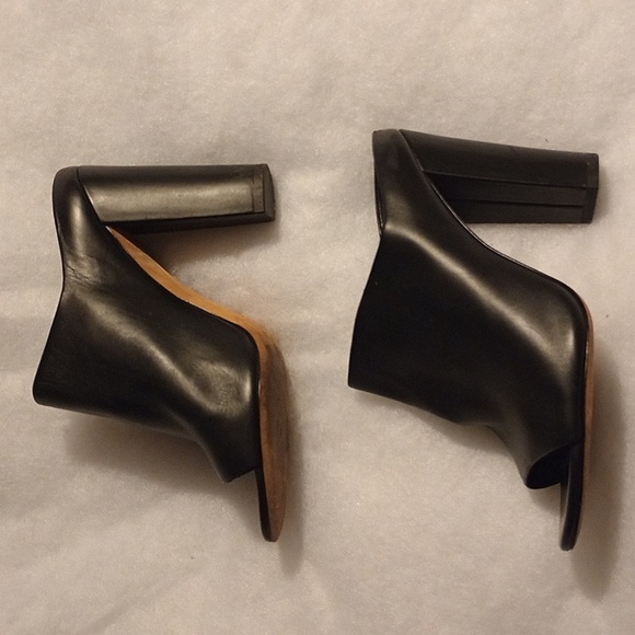 Vince Vero Cuoio Black Heels - Picture 3 of 5